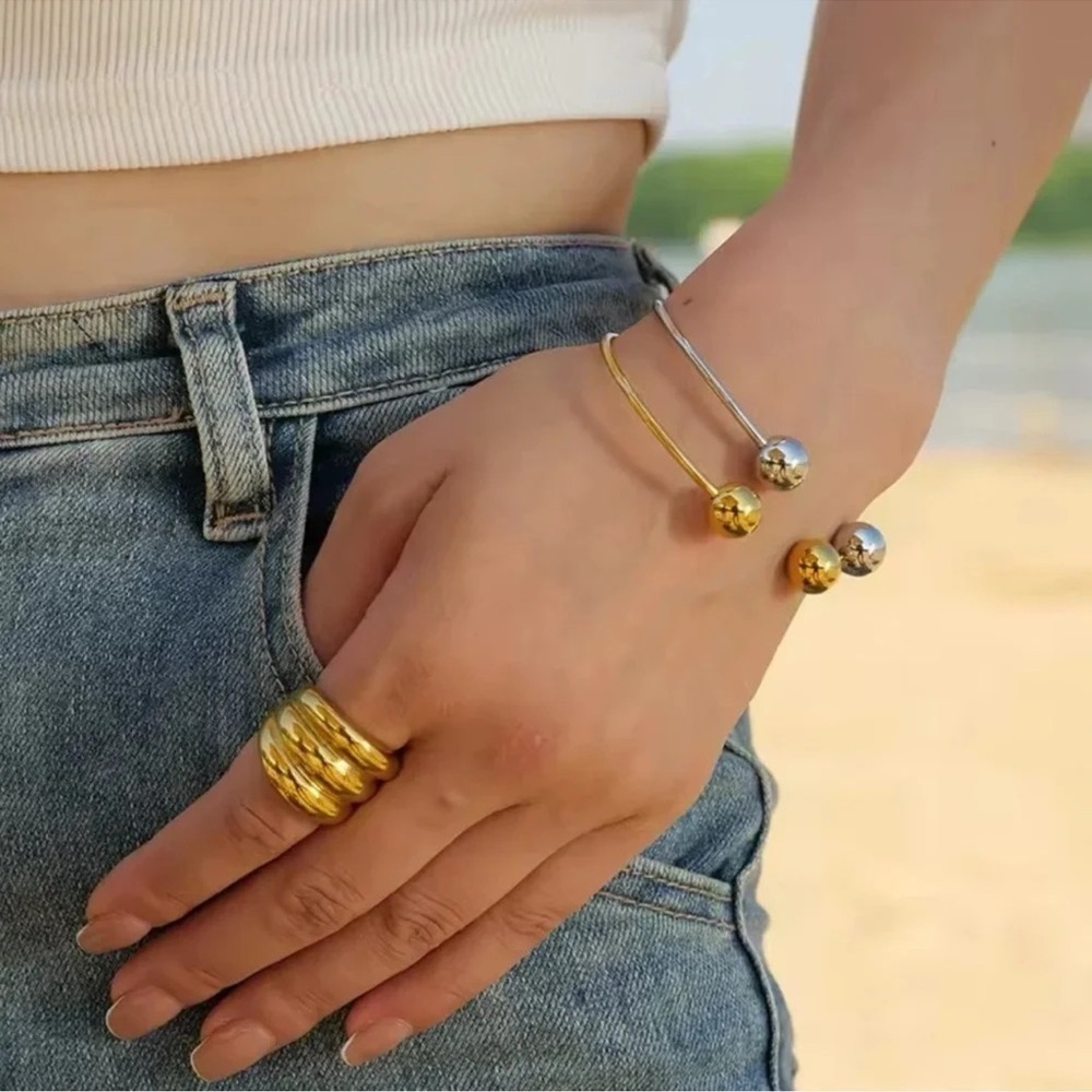 Gold Ball Stainless Steel Waterproof Bangle Bracelet - Picture 5 of 7